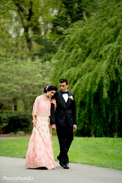 Perfect indian bride and groom outdoor photo session Perfect indian bride and groom outdoor photo session