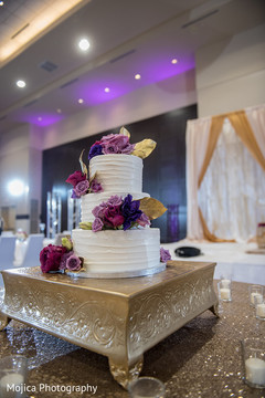 Marvelous Indian wedding cake. Marvelous Indian wedding cake.
