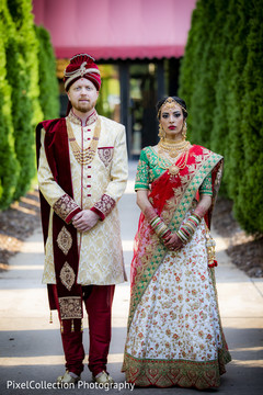 Ravishing indian couple's wedding attire Ravishing indian couple's wedding attire