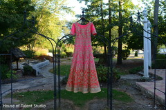 Marvelous Indian bridal wedding dress capture. Marvelous Indian bridal wedding dress capture.