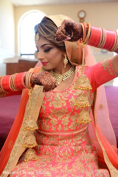 Amazing Indian bridal Kalire capture. Amazing Indian bridal Kalire capture.
