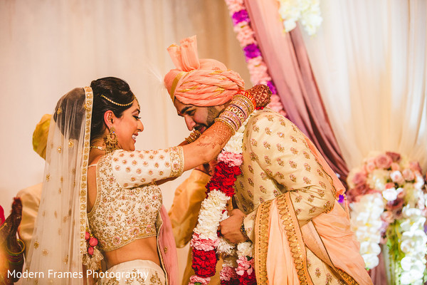 indian wedding ceremony,indian wedding ceremony photography,indian bride and groom