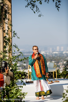 Indian priest during speech capture. Indian priest during speech capture.