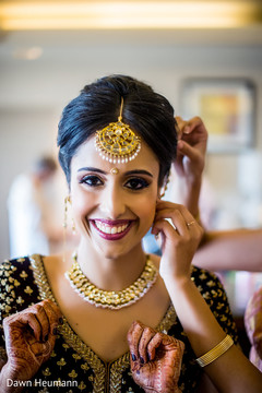 Lovely maharani getting her jewelry on capture. Lovely maharani getting her jewelry on capture.