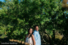See this beautiful Indian bride and groom capture. See this beautiful Indian bride and groom capture.