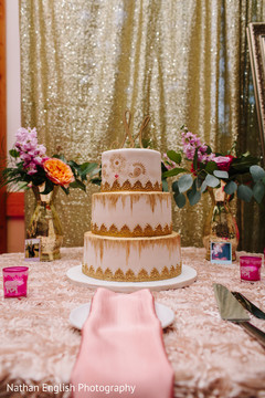 Marvelous indian wedding cake Marvelous indian wedding cake