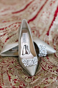 Stunning indian bride designed shoes Stunning indian bride designed shoes
