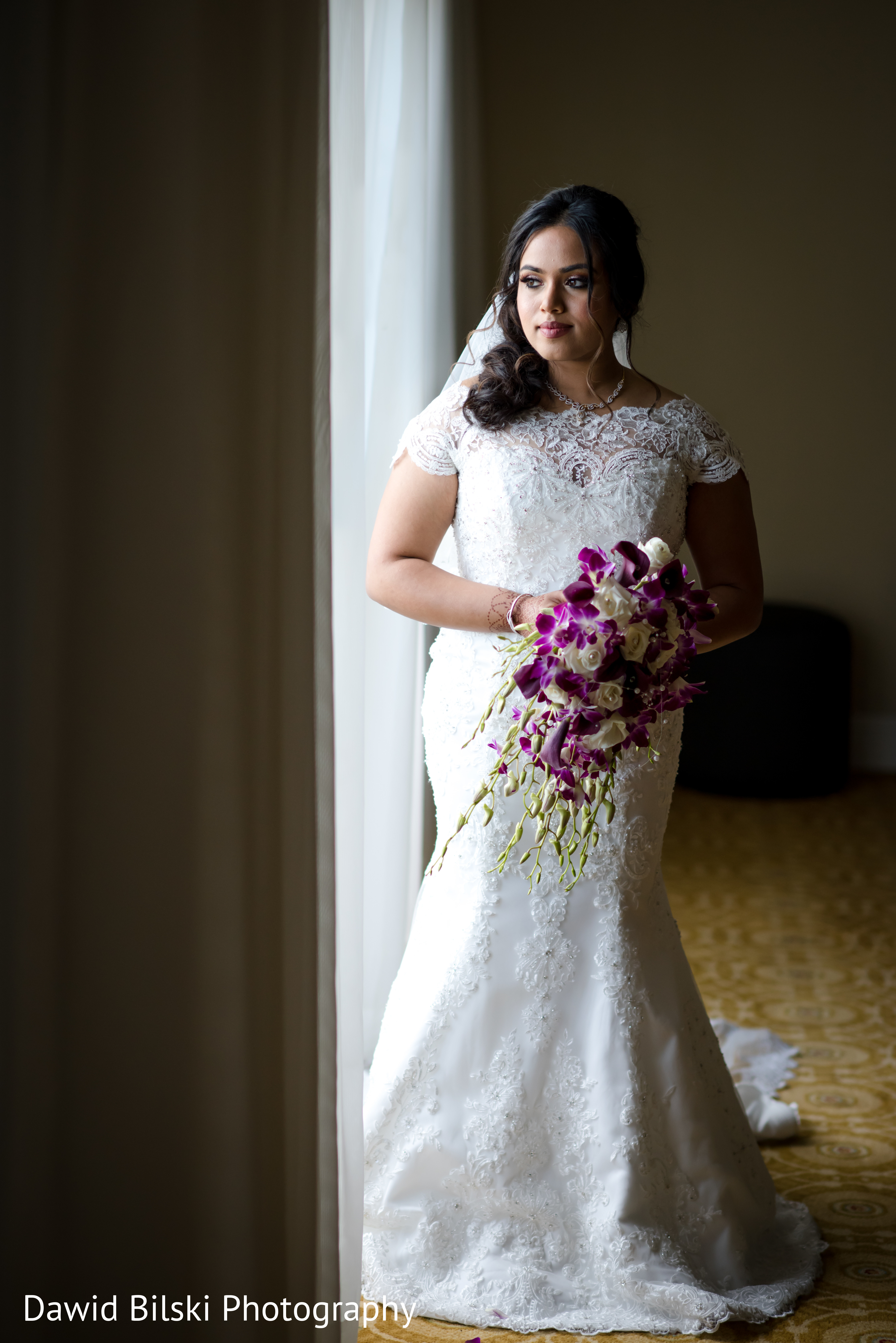 Stunning Indian bride in the photo shoot session. | Photo 187116