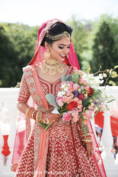 Lovely maharani holding her bridal bouquet Lovely maharani holding her bridal bouquet