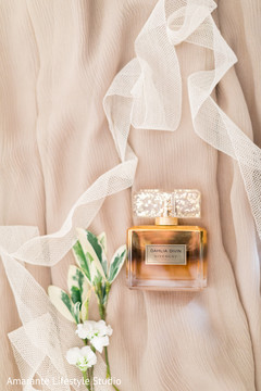 Detail of the perfume used by the stunning maharani Detail of the perfume used by the stunning maharani