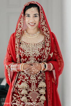 Amazing shot of the stunning maharani moments before the ceremony. Amazing shot of the stunning maharani moments before the ceremony.