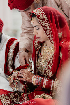 Detail of the amazing mehndi design and bridal jewelry on the maharani Detail of the amazing mehndi design and bridal jewelry on the maharani