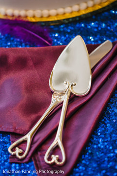 Wonderful Indian wedding cake knife and server set. Wonderful Indian wedding cake knife and server set.