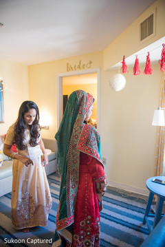 Don't miss this indian beauty getting ready for her wedding day. Don't miss this indian beauty getting ready for her wedding day.