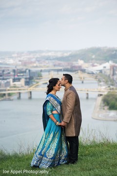 Raja kisses the beautiful maharani during the photo shoot Raja kisses the beautiful maharani during the photo shoot