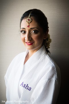 Beautiful maharani getting ready for the ceremony Beautiful maharani getting ready for the ceremony