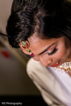 Stunning Indian bride tikka. Stunning Indian bride tikka.