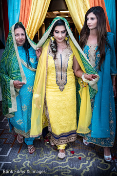 Maharani entering to her pre-wedding celebration. Maharani entering to her pre-wedding celebration.