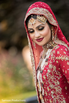 Indian bride tikka and jewelry details Indian bride tikka and jewelry details