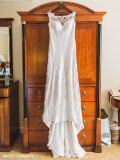 Marvelous Indian bridal white wedding dress. Marvelous Indian bridal white wedding dress.