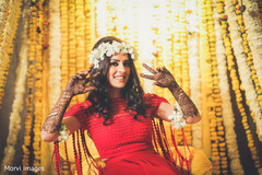 Unique Indian bridal mehndi. Unique Indian bridal mehndi.