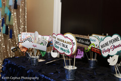 Favor table with messages from the Indian couple Favor table with messages from the Indian couple