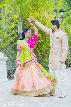 Enchanting Indian lovebirds outdoor photo shoot. Enchanting Indian lovebirds outdoor photo shoot.