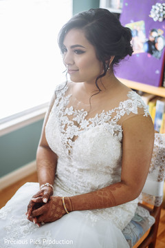 Dazzling indian bride. Dazzling indian bride.