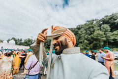 Capture of Raja during the baraat Capture of Raja during the baraat