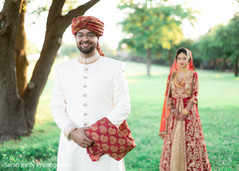 Ravishing Indian couple's wedding attire. Ravishing Indian couple's wedding attire.
