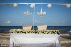Magnificent Indian bride and groom's reception table decor. Magnificent Indian bride and groom's reception table decor.