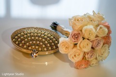 Details of the bouquet and bridal accessories Details of the bouquet and bridal accessories