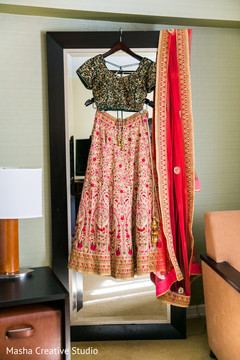 Indian bride's wedding lengha Indian bride's wedding lengha
