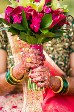 Wonderful indian bride mehndi designs Wonderful indian bride mehndi designs
