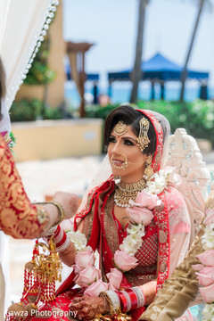 Maharani ant her ceremony capture. Maharani ant her ceremony capture.