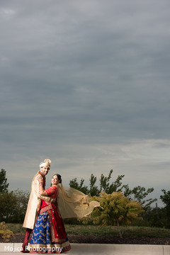 Creative Indian couple's photo session Creative Indian couple's photo session