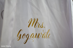 Elegan Maharanis personalized robe. Elegan Maharanis personalized robe.