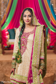 Stunning Indian bride before the ceremony Stunning Indian bride before the ceremony