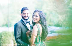 Incredible shot of Indian lovebirds Incredible shot of Indian lovebirds