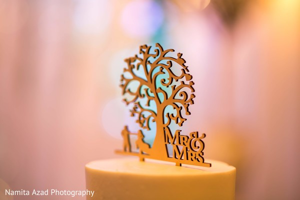 indian wedding,details,cake,venue