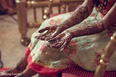 Maharani showing her mehndi design Maharani showing her mehndi design