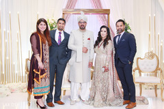 Elegant special guests and Indian newlyweds Elegant special guests and Indian newlyweds