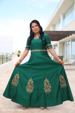 Enchanting bridals mother on her outfit. Enchanting bridals mother on her outfit.