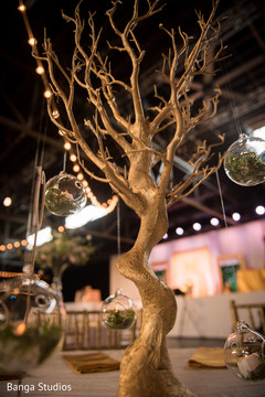 Incredible Indian wedding table centerpiece decor. Incredible Indian wedding table centerpiece decor.