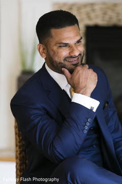 Gorgeous Indian groom's capture. Gorgeous Indian groom's capture.