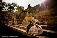 Marvelous outdoor Indian wedding photo shoot. Marvelous outdoor Indian wedding photo shoot.