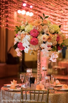 Dazzling Indian wedding table setup and decoration capture.