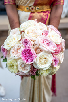 Beautiful floral arrangement design for the Indian wedding Beautiful floral arrangement design for the Indian wedding