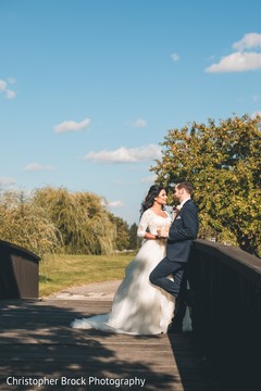 Insanely beautiful Indian couple photo session. Insanely beautiful Indian couple photo session.