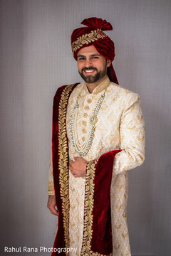 Indian groom posing for portraits Indian groom posing for portraits
